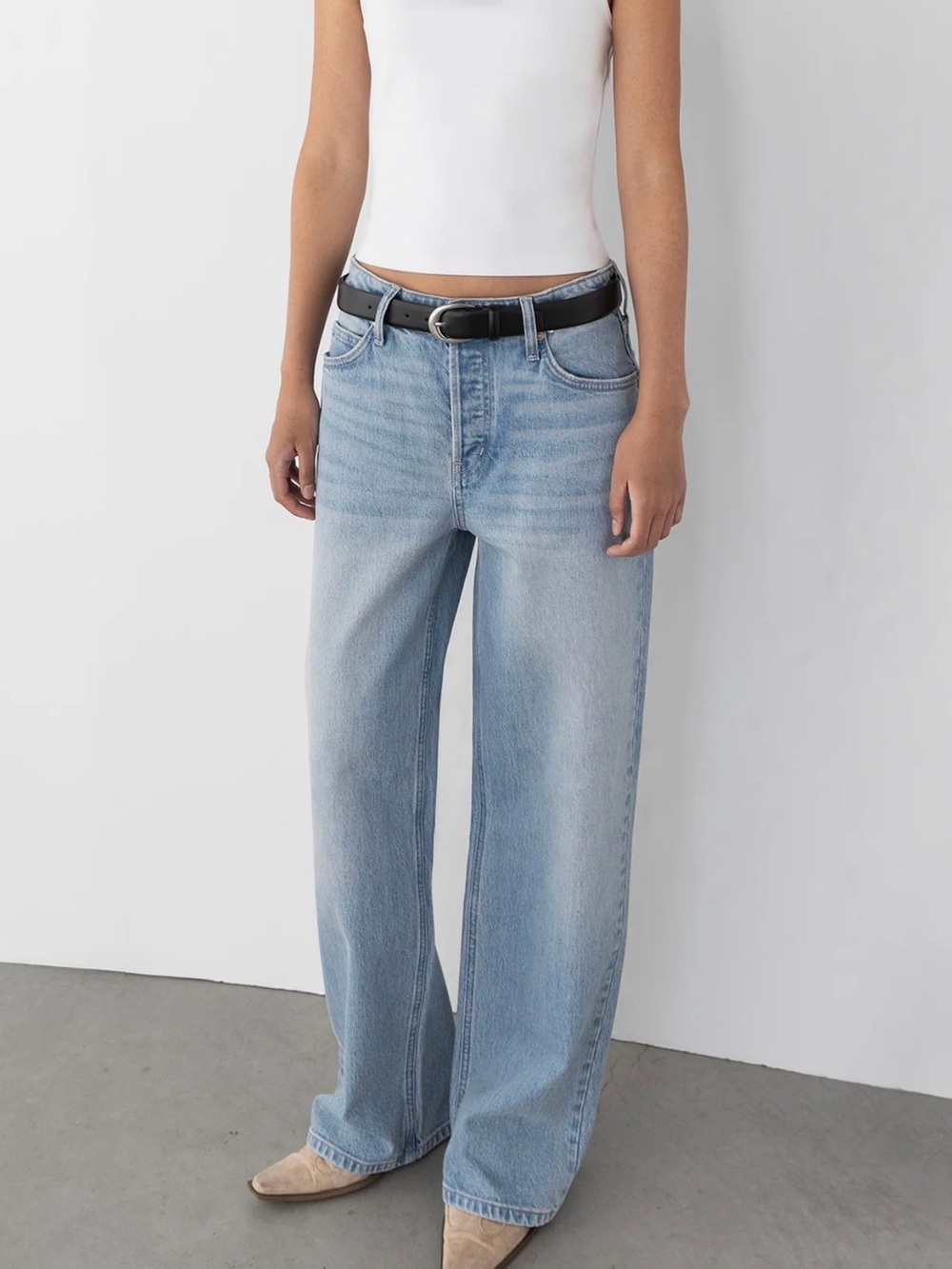 Mid-Rise Straight Leg Jean